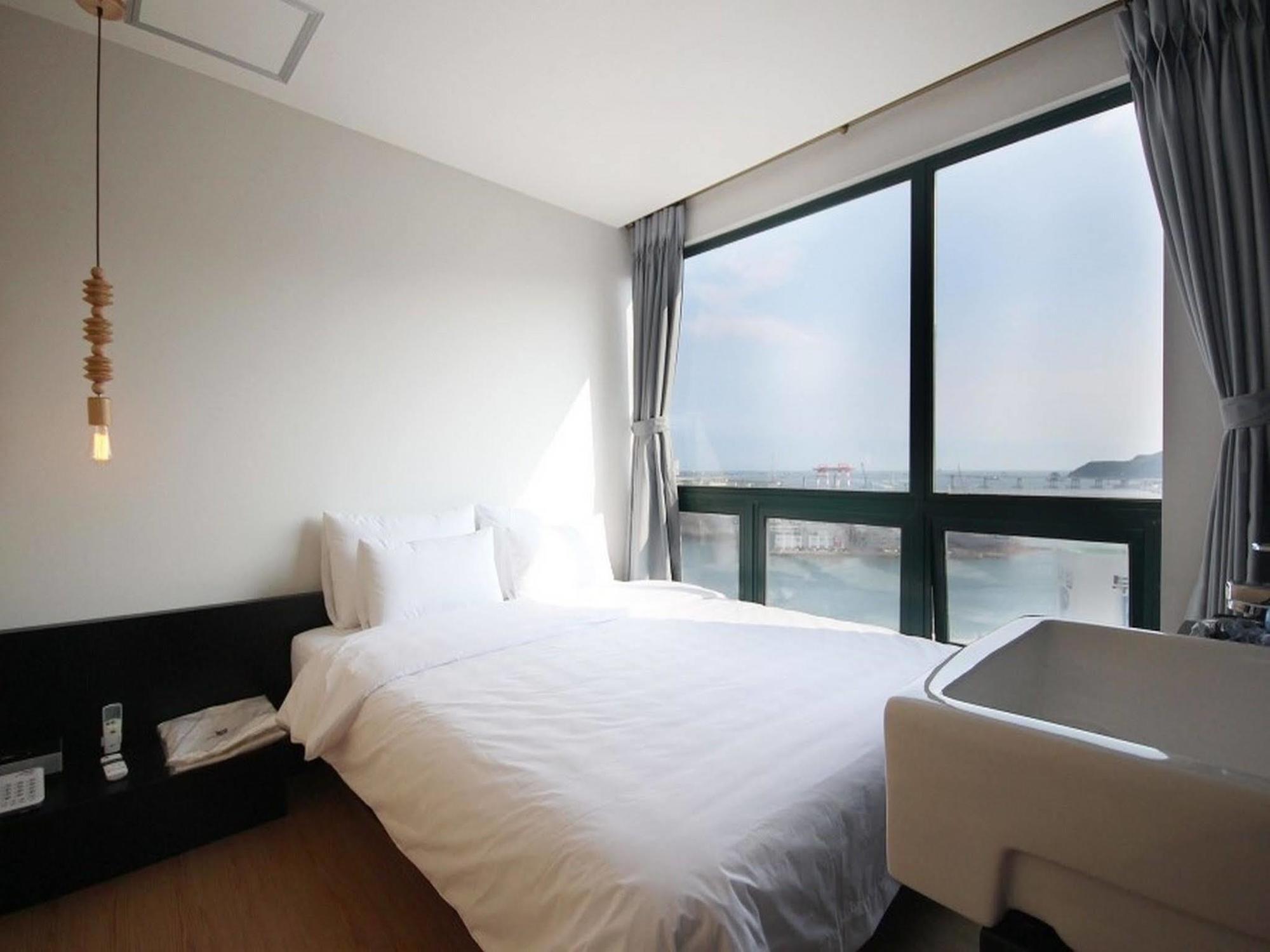 Mini Hotel May Nampo Busan Ngoại thất bức ảnh